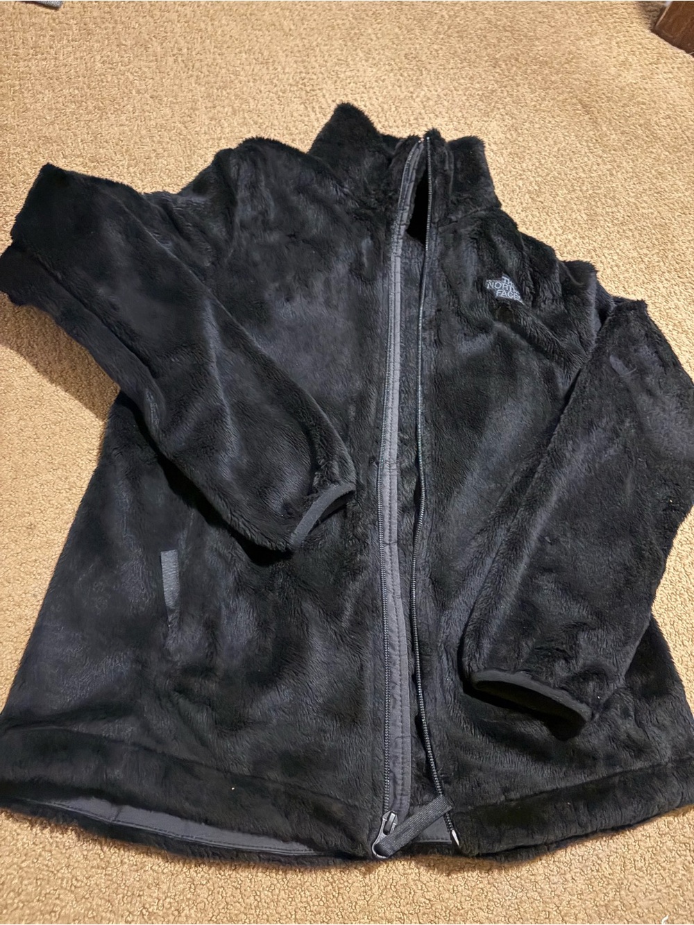 The North Face Women’s Black Fleece Jacket